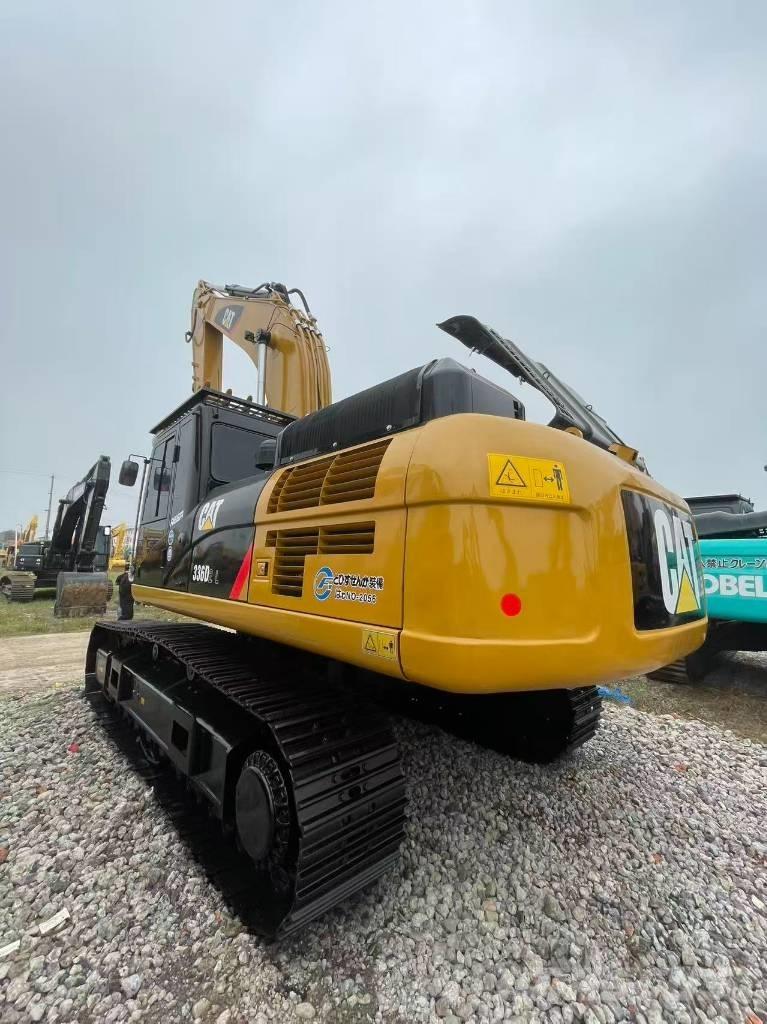 CAT 336 حفارات زحافة