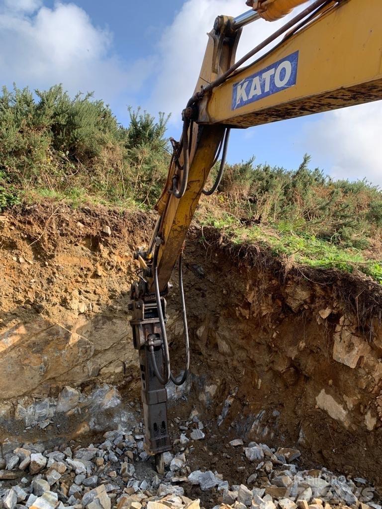 Kato HD 512 V حفارات زحافة