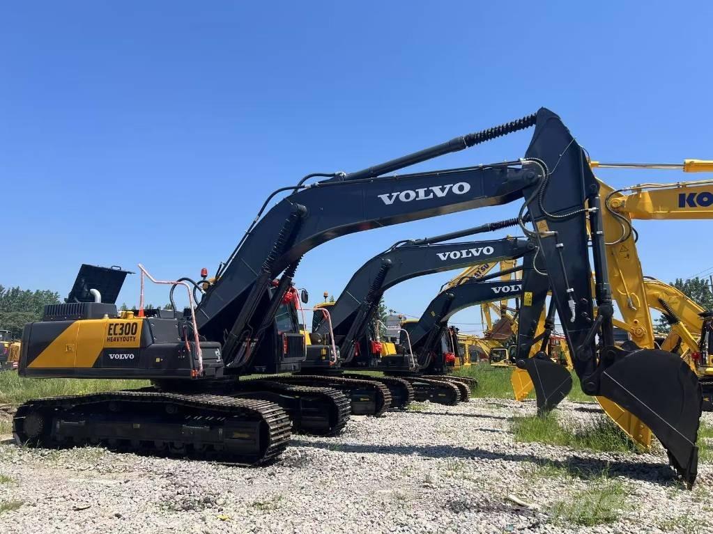 Volvo EC300 حفارات زحافة