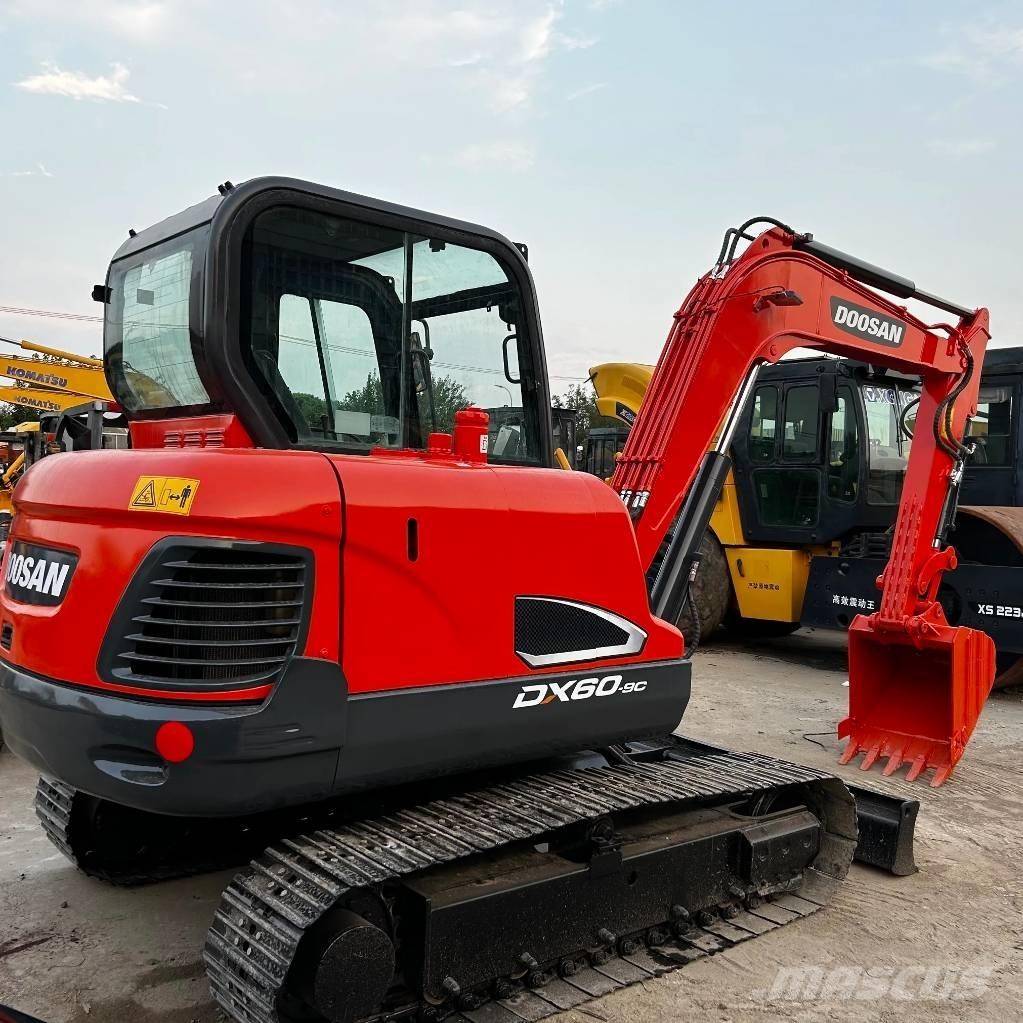 Doosan DX60-9C حفارات صغيرة أقل من 7 طن (حفارات صغيرة)