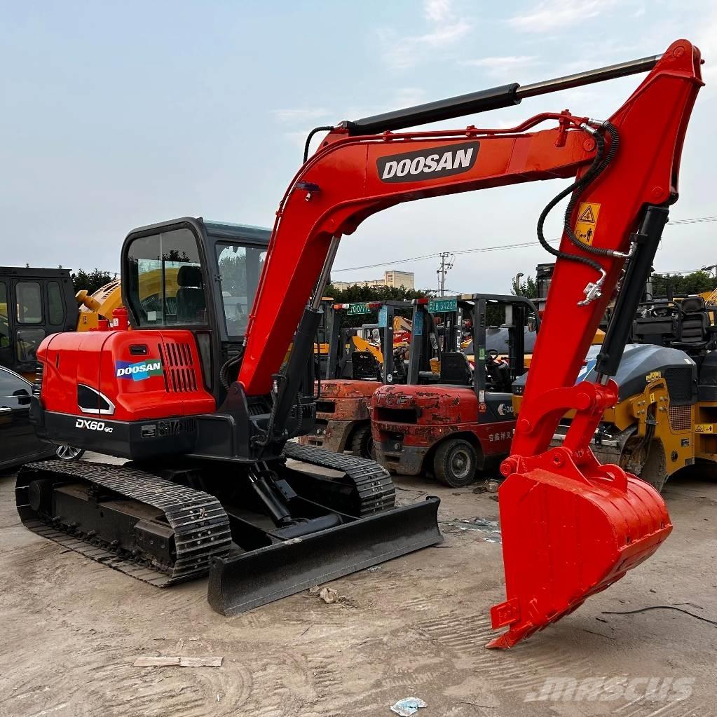 Doosan DX60-9C حفارات صغيرة أقل من 7 طن (حفارات صغيرة)