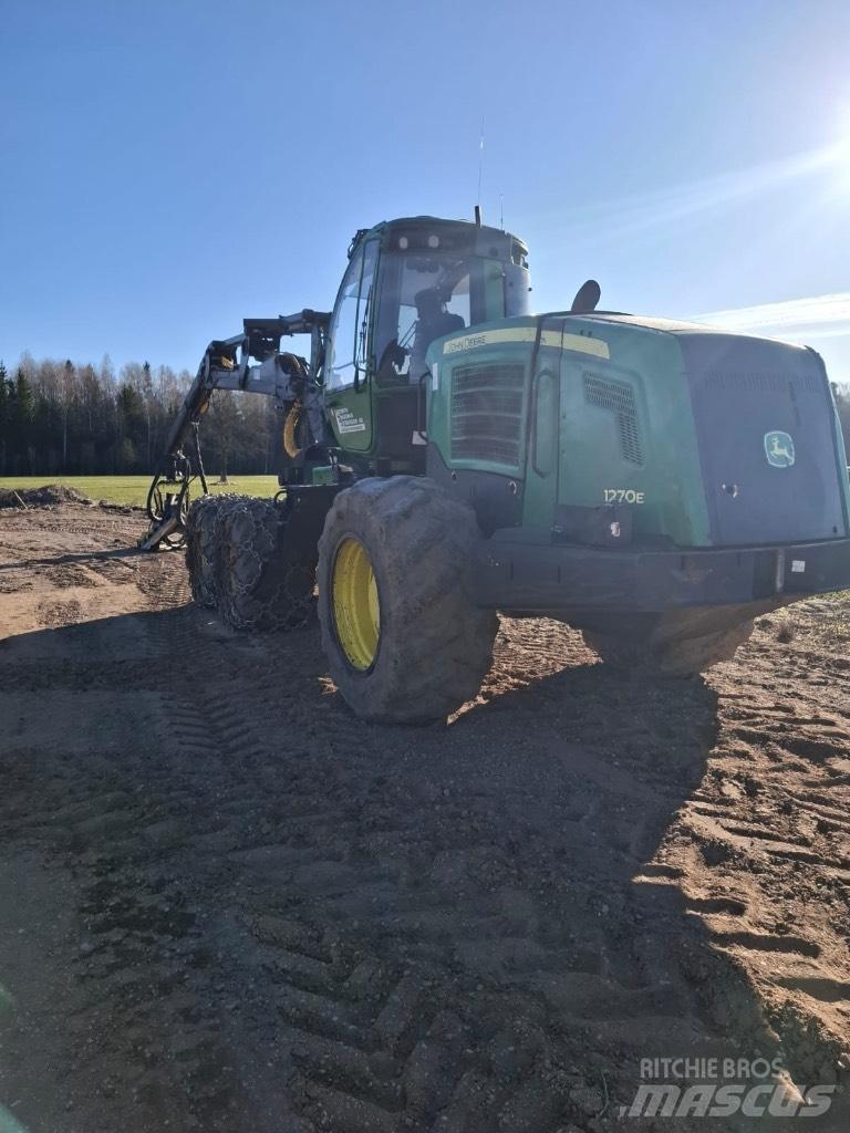 John Deere 1270 E حصادات