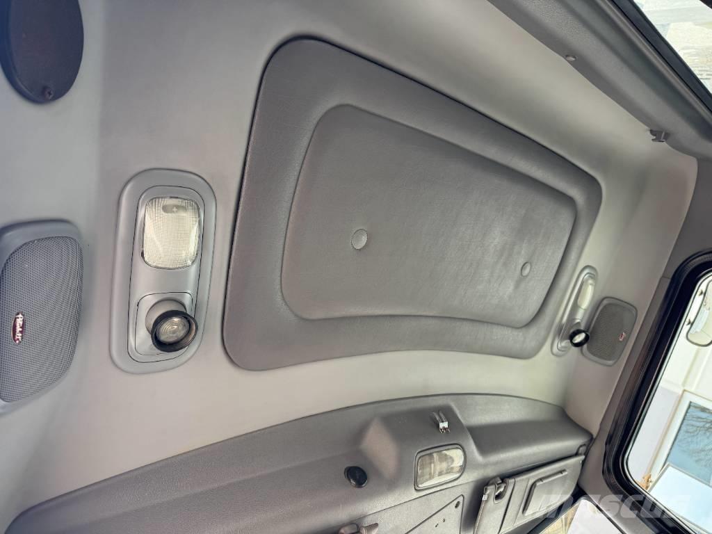 Peterbilt 389 وحدات الجر