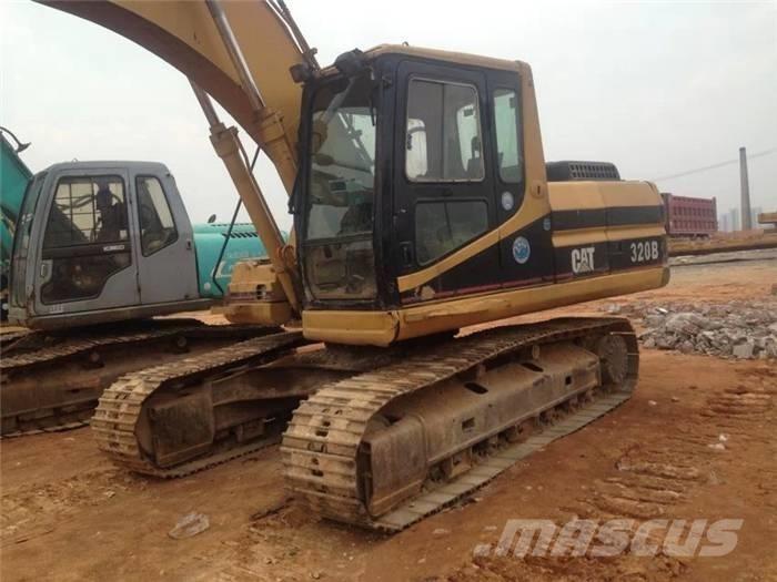CAT 320 B حفارات زحافة
