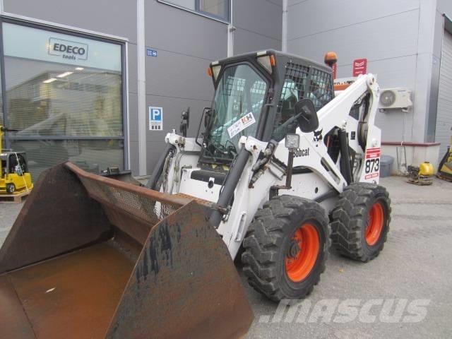 Bobcat 873 HF لوادر انزلاقية التوجيه