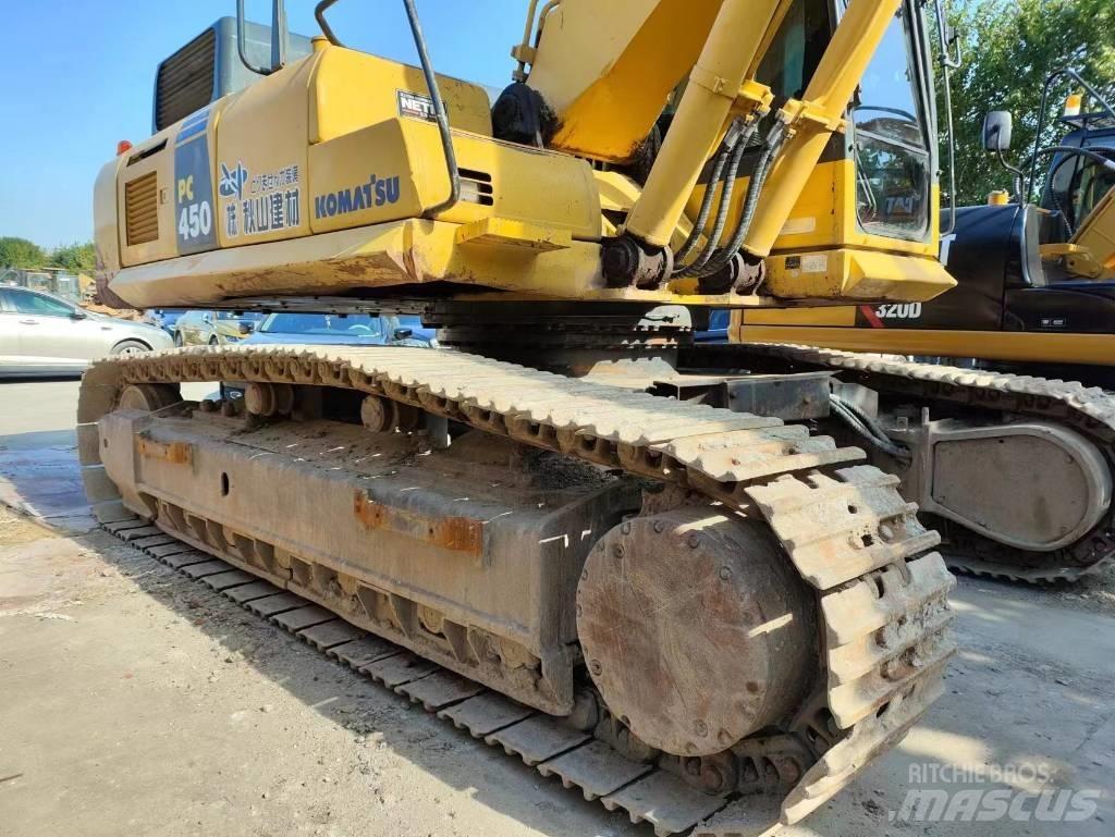 Komatsu PC 450 LC-8 حفارات زحافة