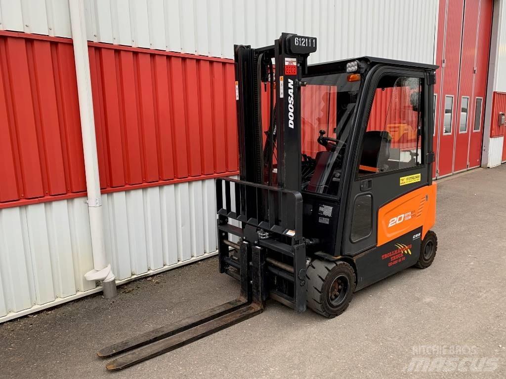 Doosan B20X-7 شاحنات ذات رافعات شوكية تعمل بالكهرباء