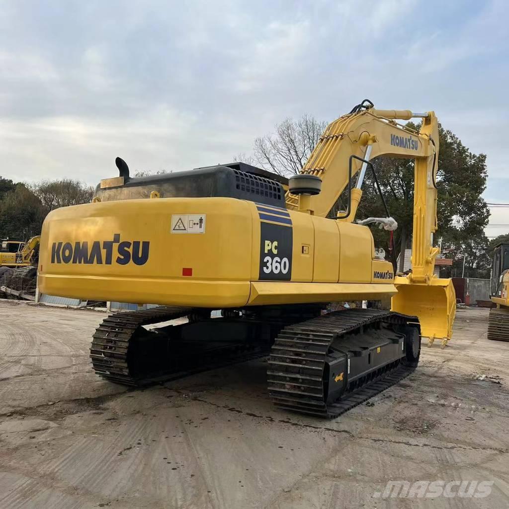 Komatsu PC 360-7 حفارات زحافة