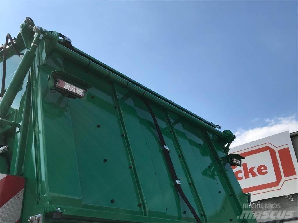 Tebbe HS 220 معدات توزيع السماد العضوي
