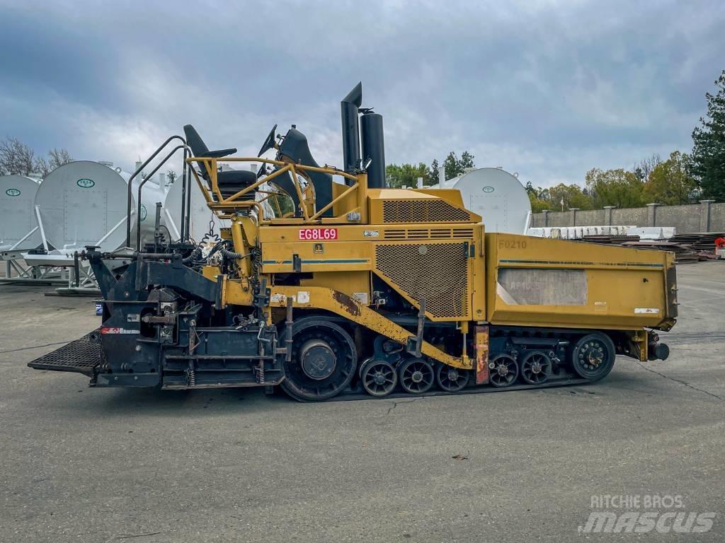 CAT AP 1055 D معدات السفلتة