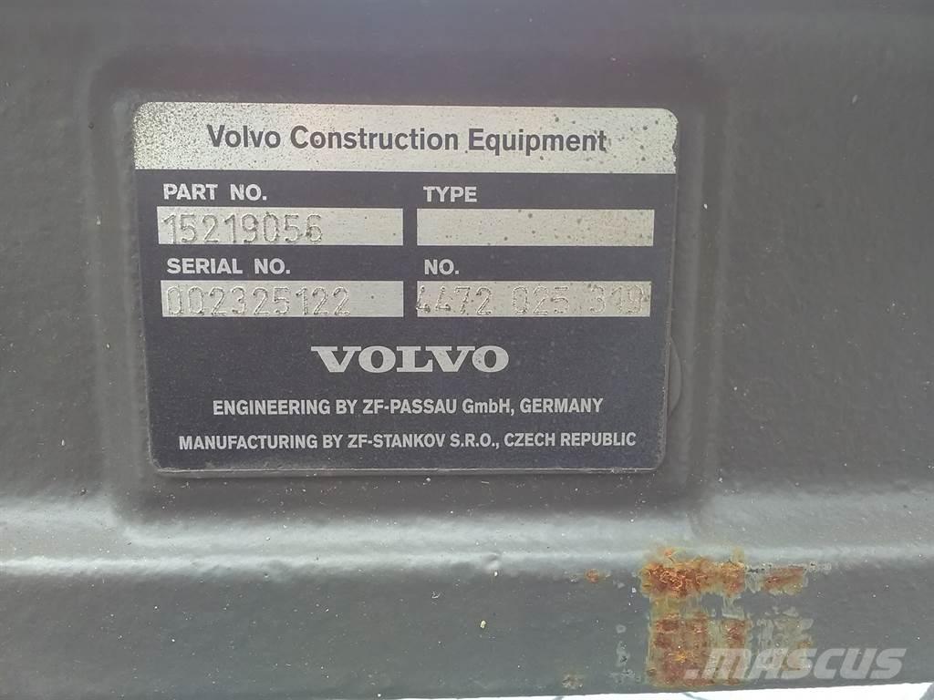 Volvo MT-L3025II محور العجلة