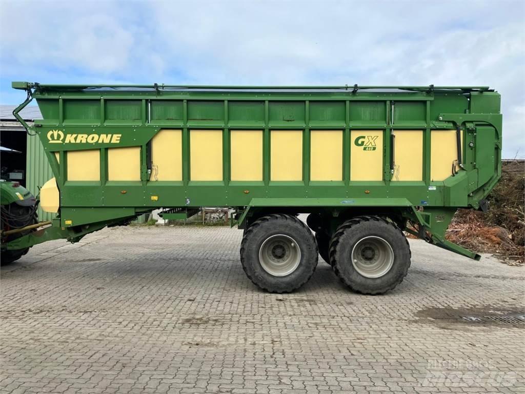 Krone GX 440 معدات التعامل مع المواد ووضعها