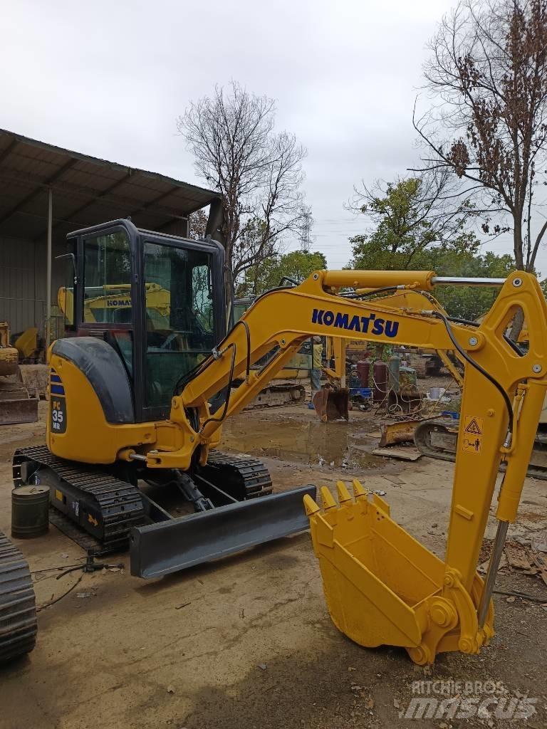 Komatsu PC 35 MR حفارات صغيرة أقل من 7 طن (حفارات صغيرة)