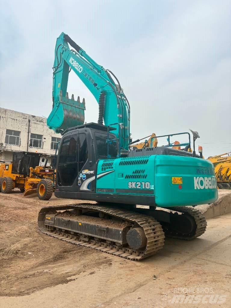 Kobelco SK 210 حفارات زحافة