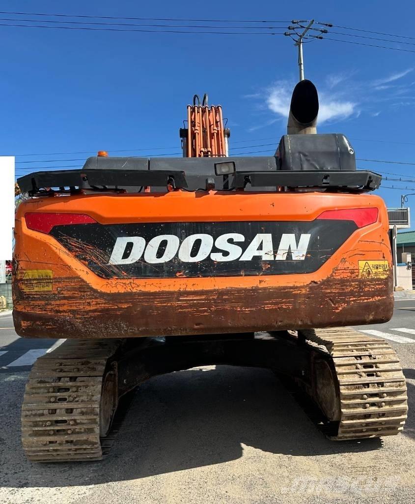Doosan DX 300 LC-3 حفارات زحافة