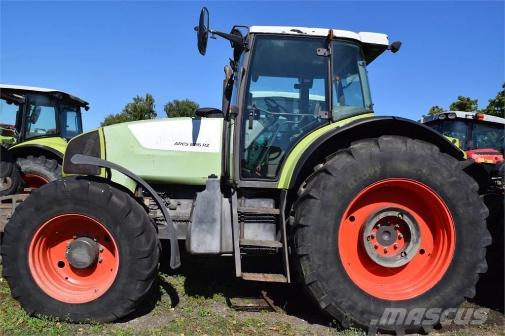 CLAAS Ares 826 RZ الجرارات