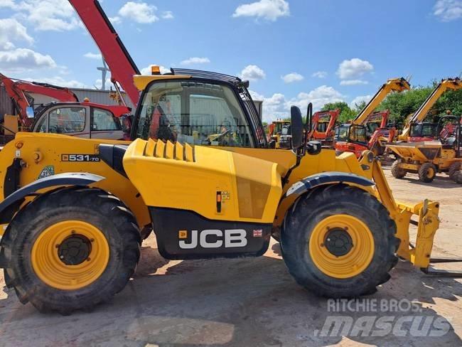 JCB 531-70 مناولات متداخلة