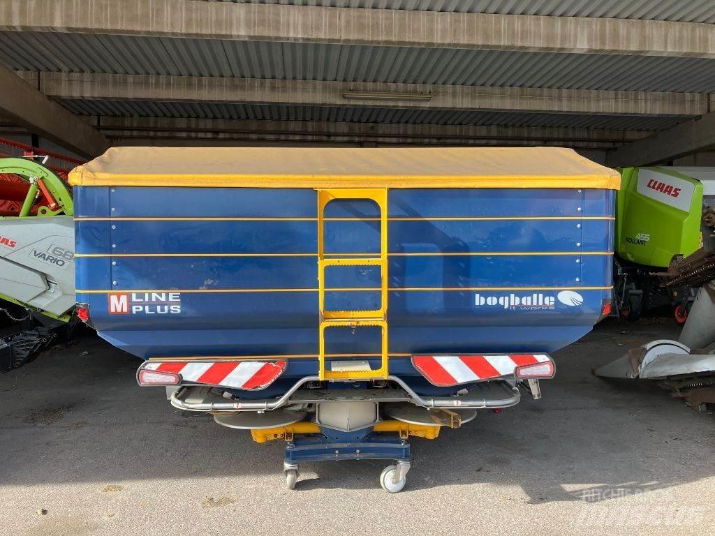 Bogballe M45W Z معدات فرد المواد المعدنية