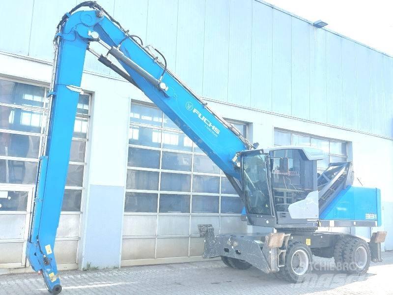 Fuchs MHL 331 F مناولات المخلفات / مناولات صناعية