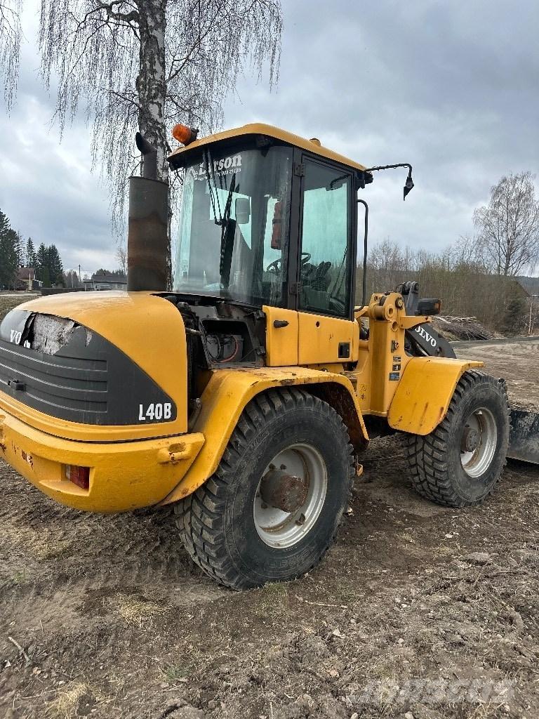 Volvo L 40 B TPS لوادر بعجل