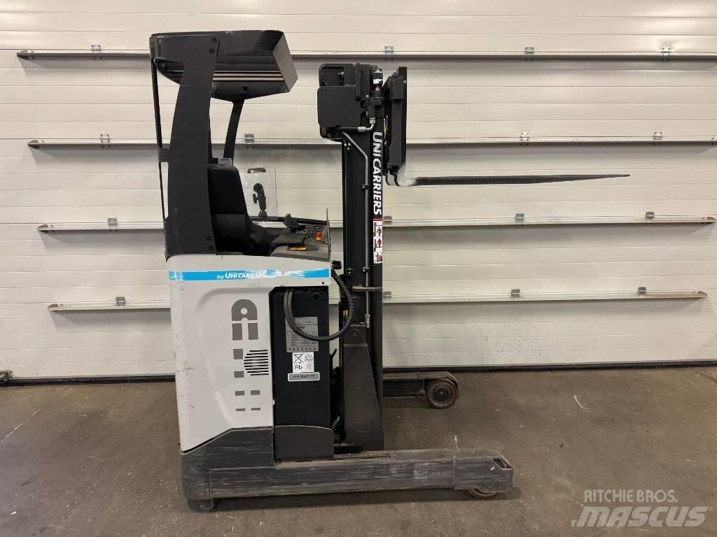 UniCarriers ULS 120 شاحنة مناولة