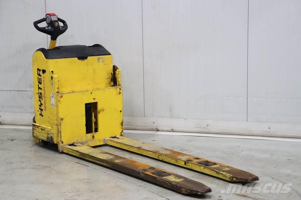Hyster P2.5 معدات الرفع منخفض المستوى