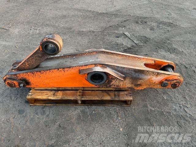 Daewoo Mega 400 V دلاء
