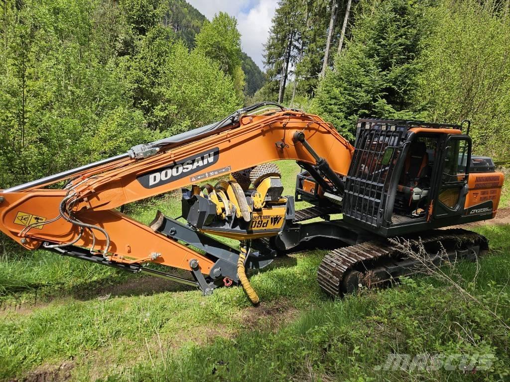 Doosan DX 235 NLC - 5 حفارات