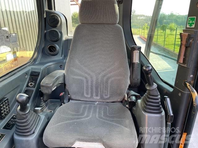 Hyundai R 80 CR-9A حفارات وسط 7 طن - 12 طن