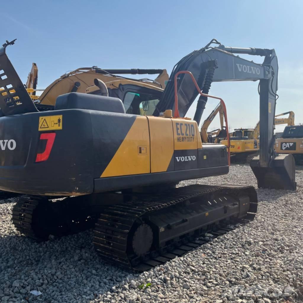 Volvo EC 210 حفارات زحافة