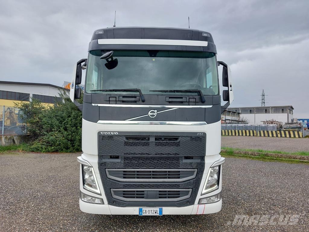 Volvo FH وحدات الجر
