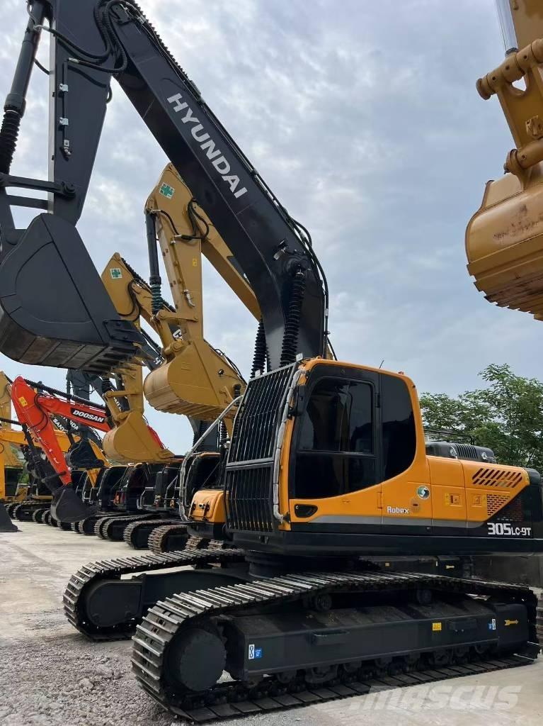 Hyundai R305LC-9T حفارات زحافة