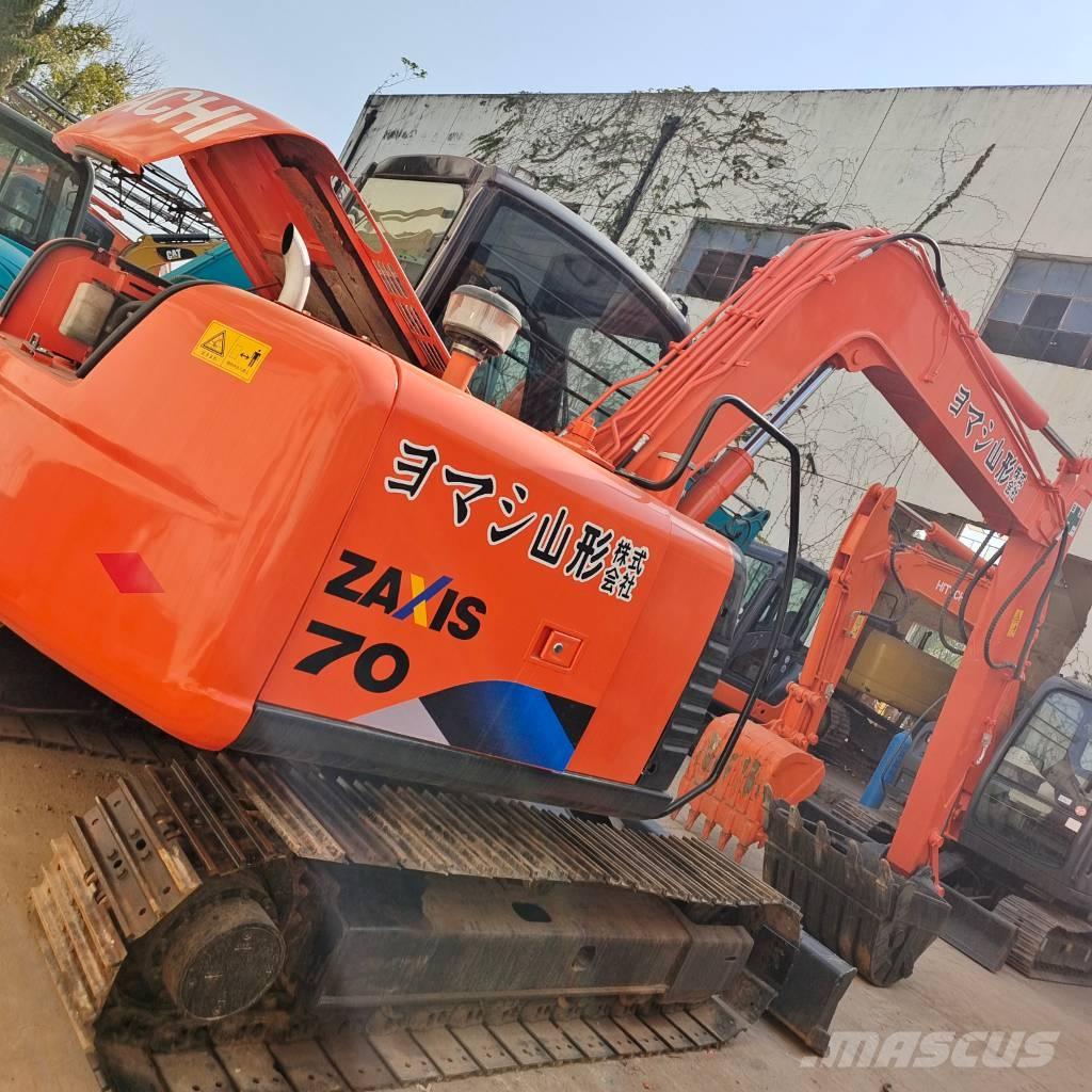 Hitachi ZX 70 حفارات وسط 7 طن - 12 طن