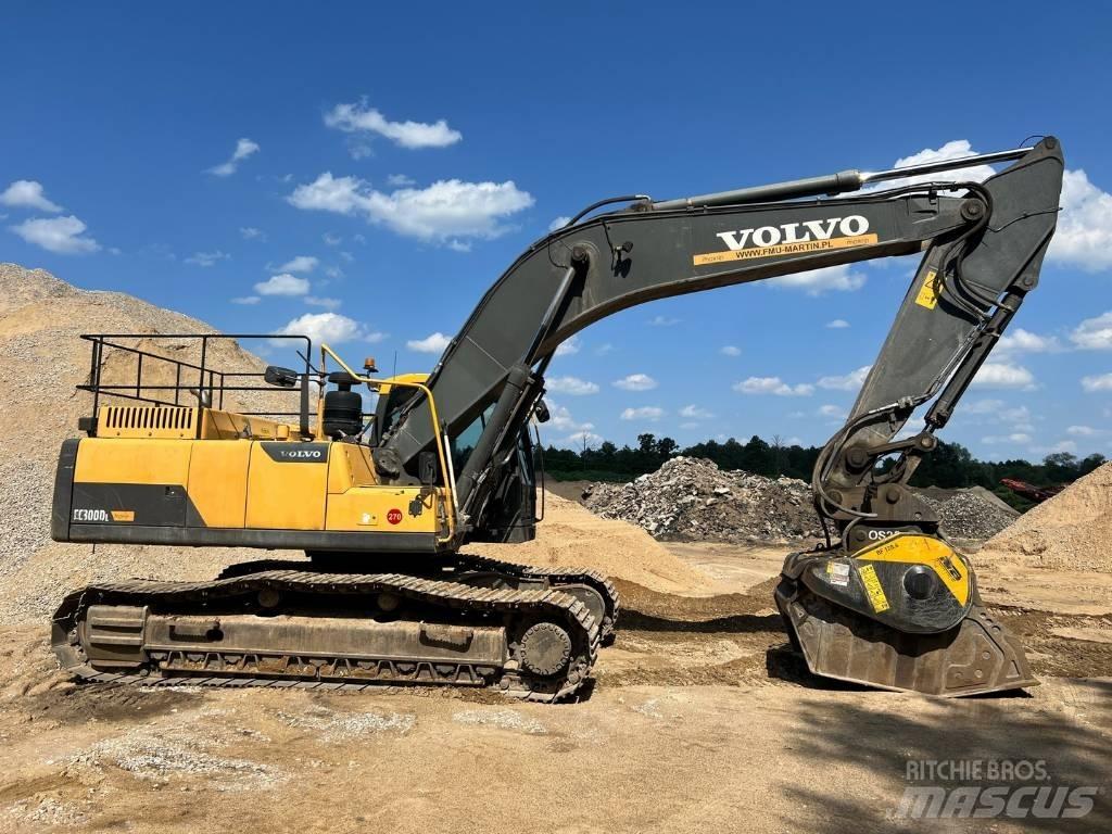 Volvo EC 300 D L حفارات زحافة
