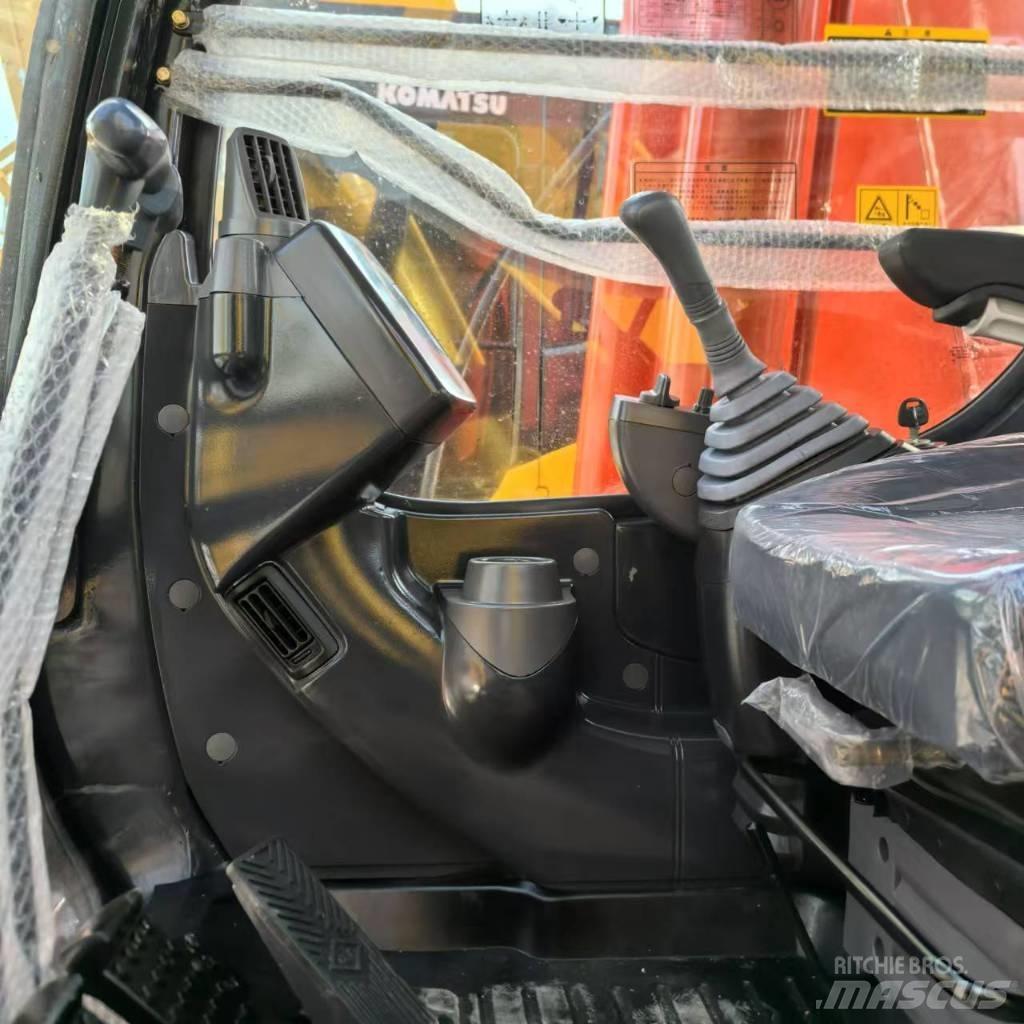 Hitachi ZX 200-3 G حفارات زحافة