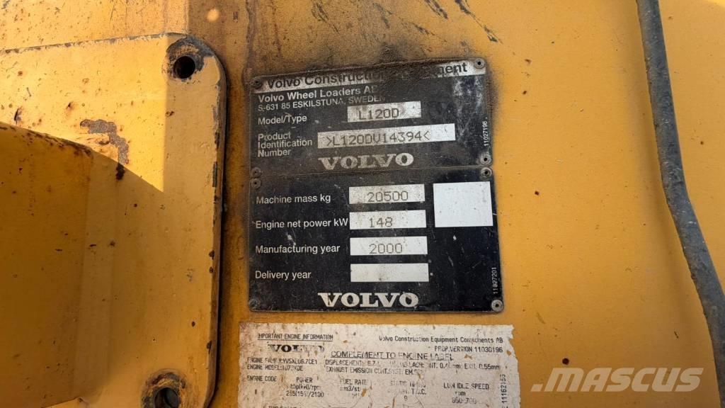 Volvo L 120 D لوادر بعجل