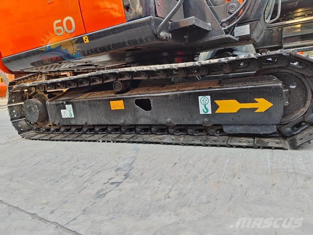Hitachi ZX 60 حفارات صغيرة أقل من 7 طن (حفارات صغيرة)