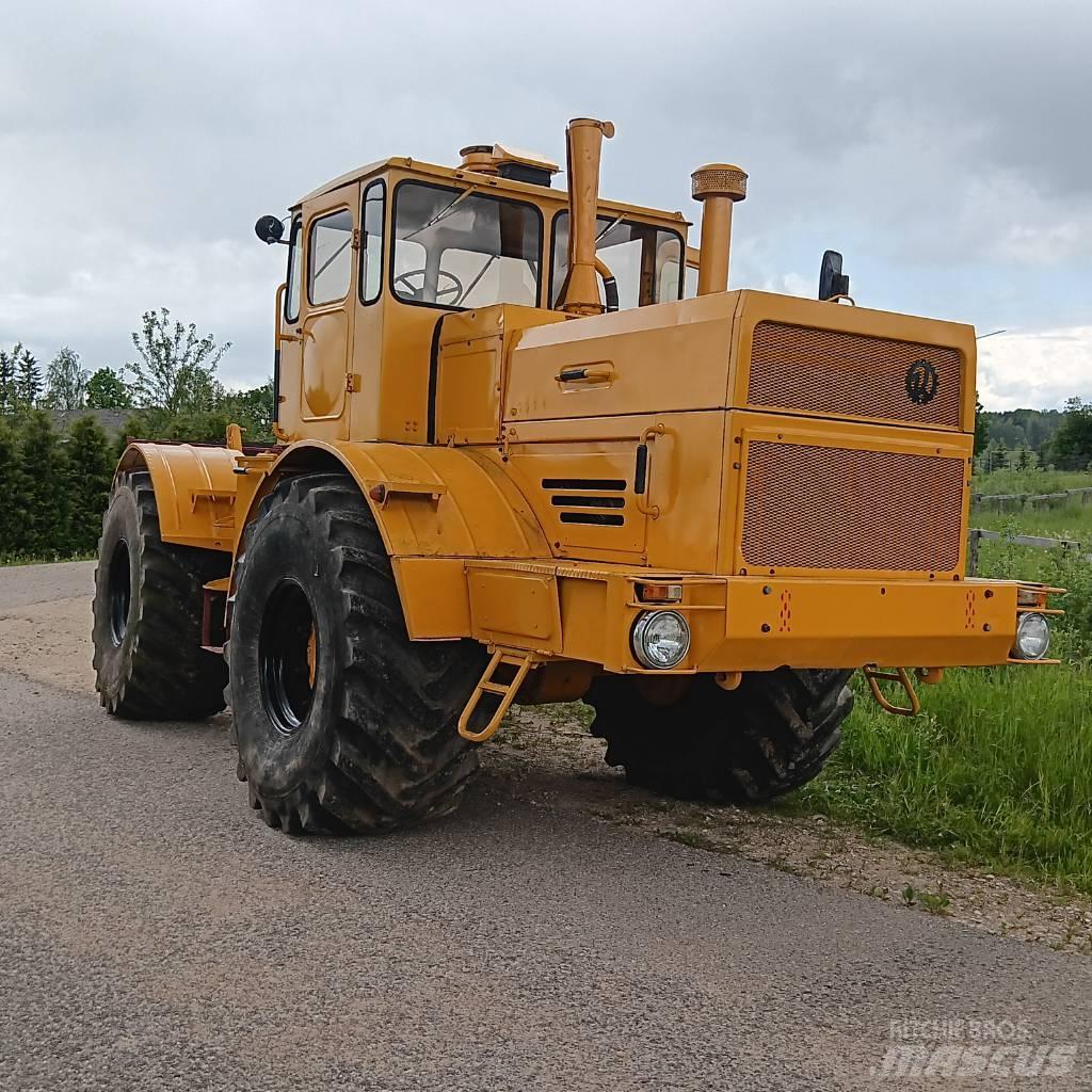 Kirovets K 701 الجرارات