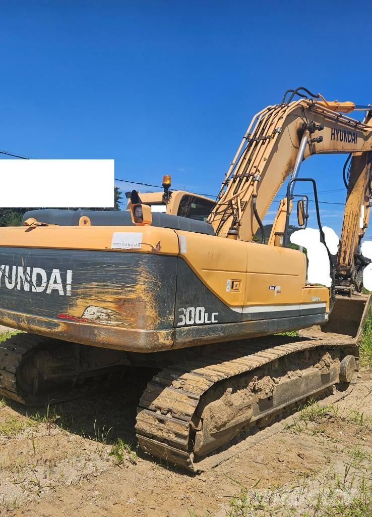 Hyundai Robex 300 LC حفارات زحافة