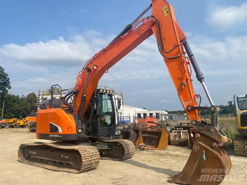 Doosan DX 140 LCR حفارات زحافة