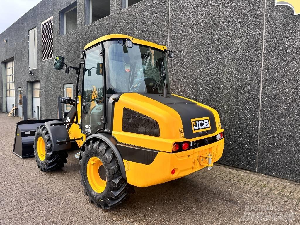 JCB 407 لوادر بعجل