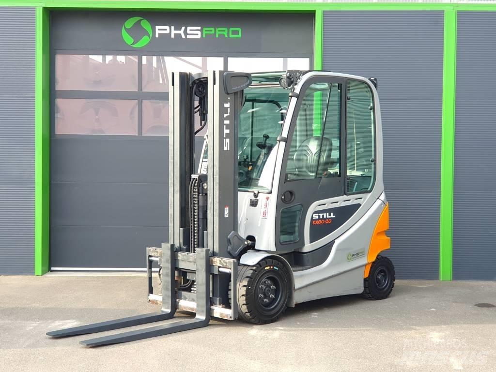 Still RX 60-30 شاحنات ذات رافعات شوكية تعمل بالكهرباء