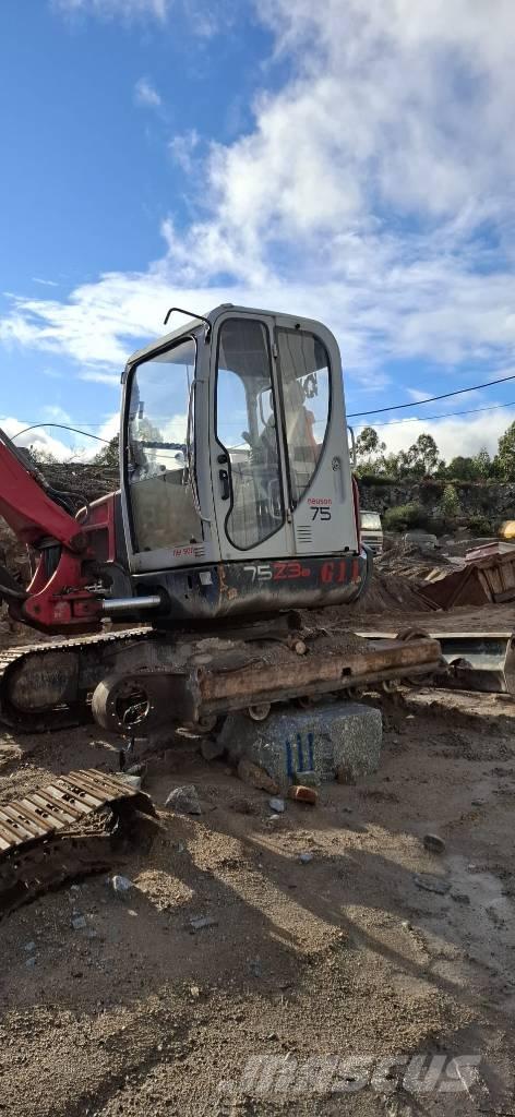 Walker neuson 75Z3 حفارات وسط 7 طن - 12 طن