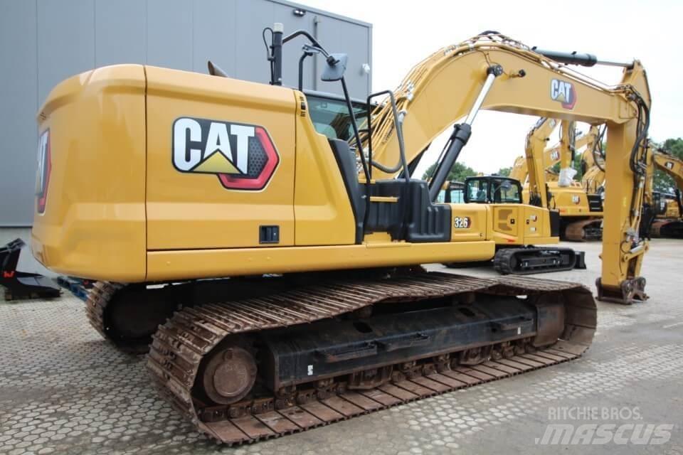 CAT 326-07 حفارات زحافة