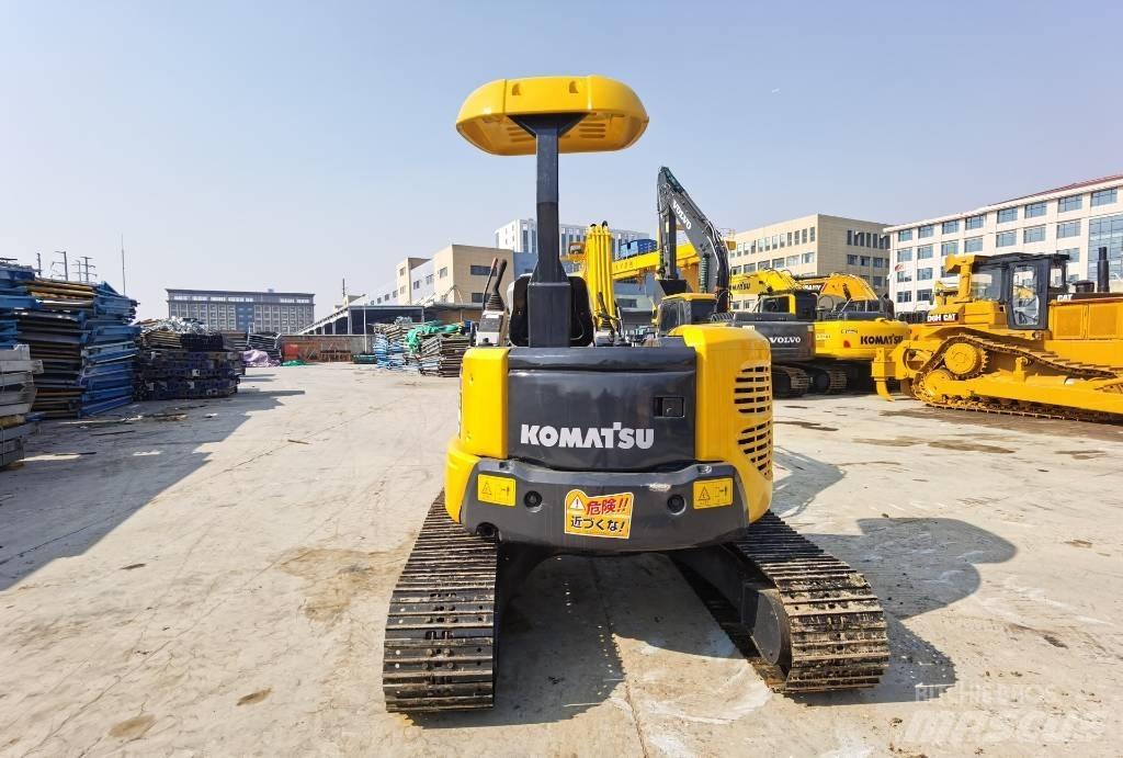 Komatsu PC 40 MR حفارات صغيرة أقل من 7 طن (حفارات صغيرة)