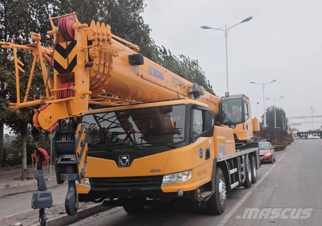XCMG QY25K5C رافعات صالحة لكل أنواع الطرق