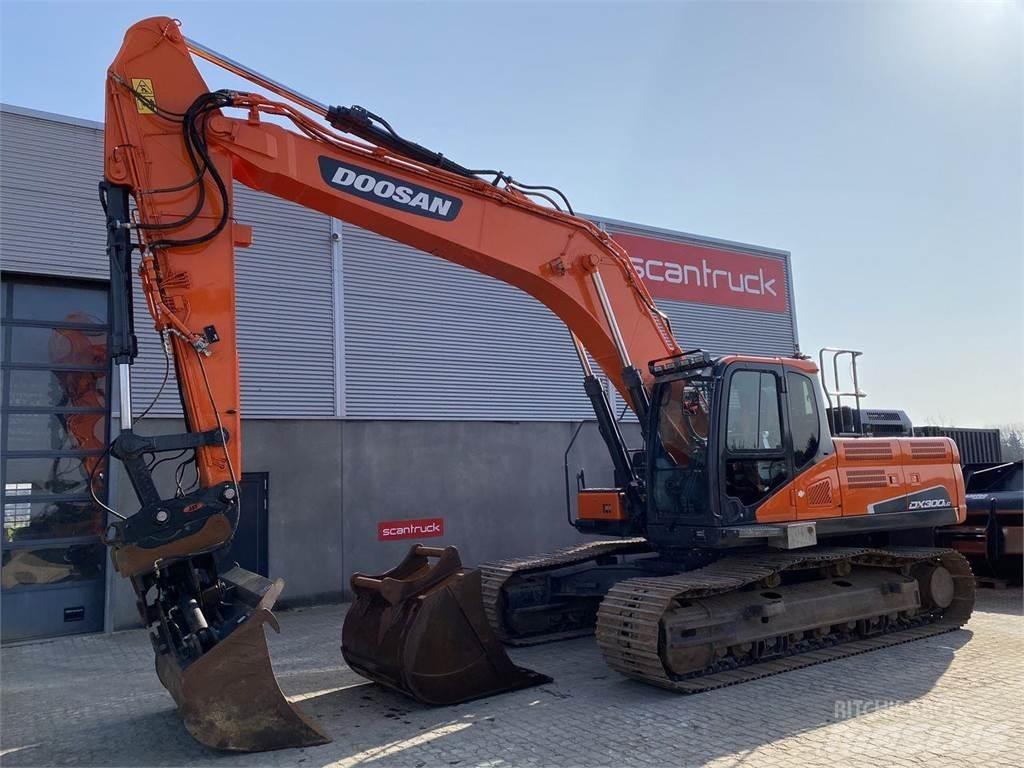 Doosan DX300LC-5 حفارات زحافة