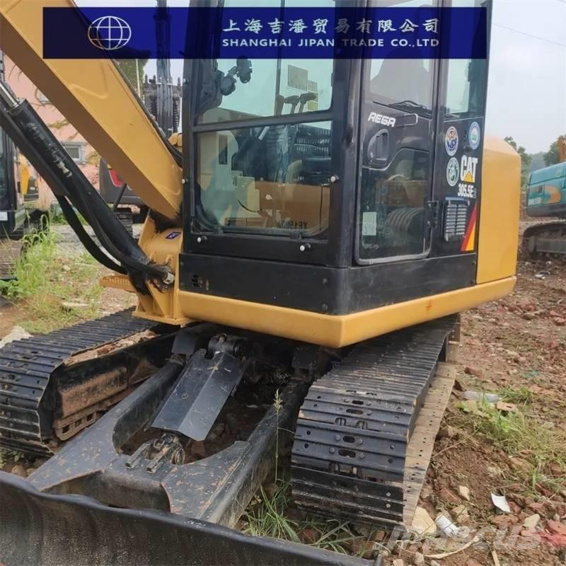 CAT 305.5 E حفارات صغيرة أقل من 7 طن (حفارات صغيرة)