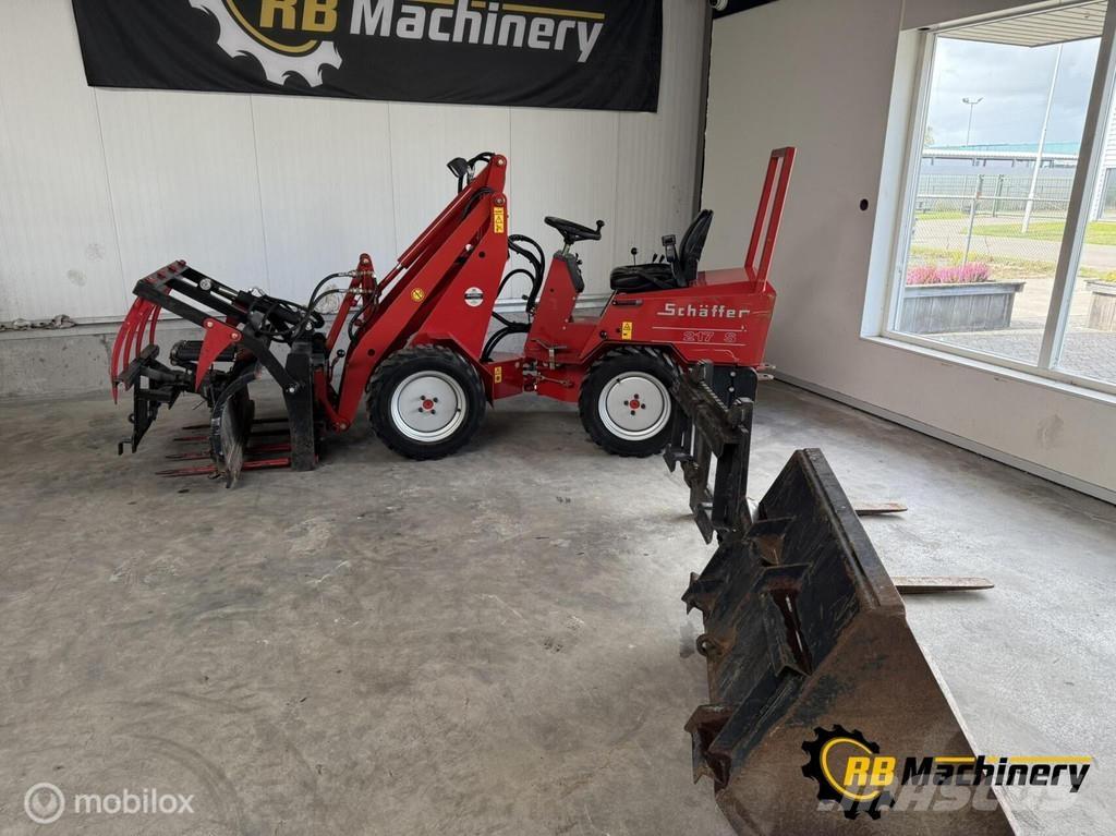 Schäffer 217 S لوادر بعجل