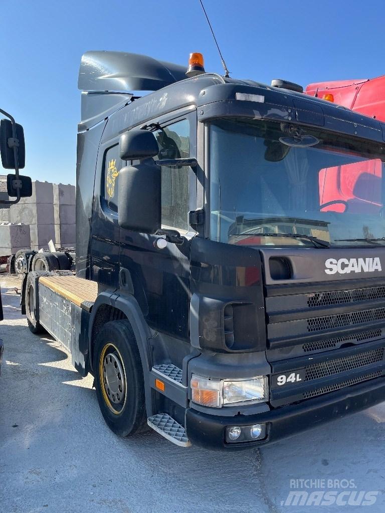 Scania P 94 L 310 وحدات الجر